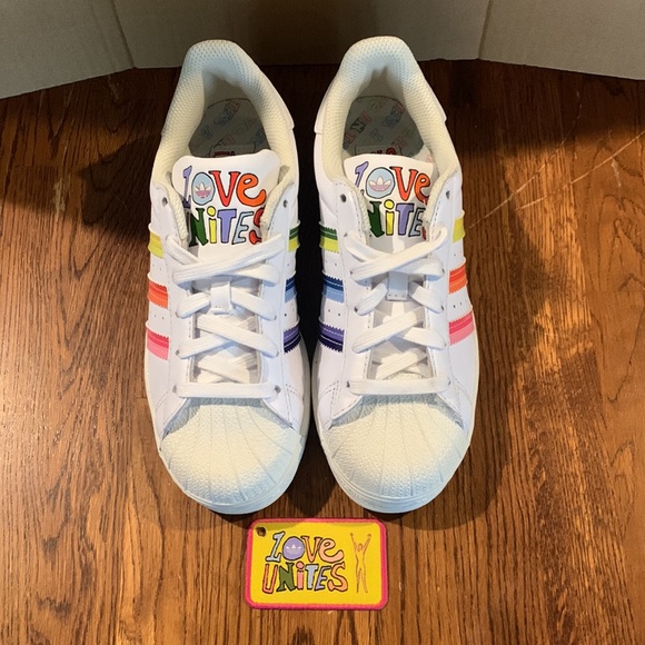 Adidas Originals Superstar Pride Love Unites shoes - Picture 6 of 7